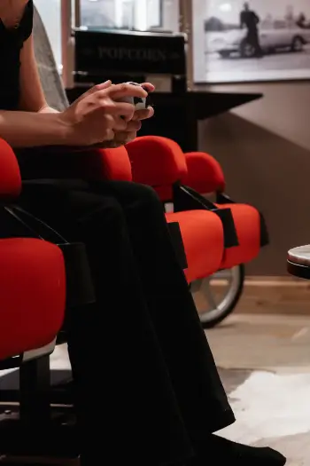 Fauteuils de la salle de cinéma